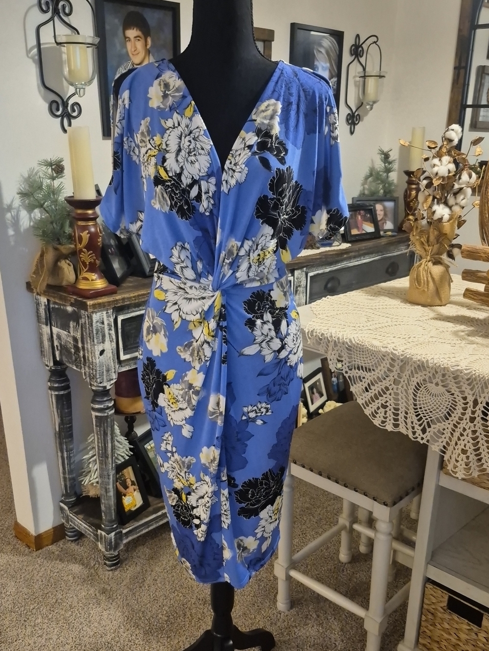 Jennifer Lopez Blue Floral Twist-Front Dress